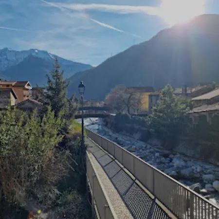 Elegance Mountain Attic With Sauna Ponte Di Legno