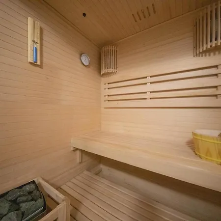 Apartment Elegance Mountain Attic With Sauna Ponte Di Legno Edolo